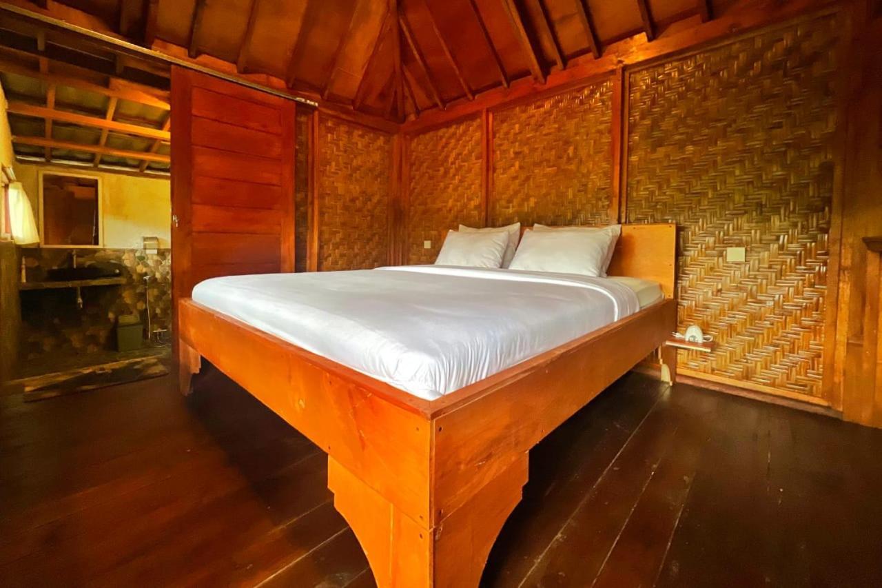 Aulia Bungalows Tetebatu Exteriör bild